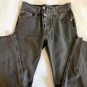 Levi’s Button Fly 501 woman black washed jeans